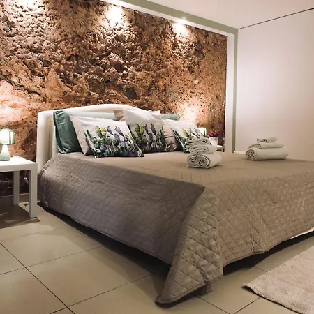 Apartment Dante House - By Holiday In The Ct